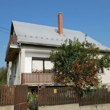 Heroke Vendeghaz Penzion 3*